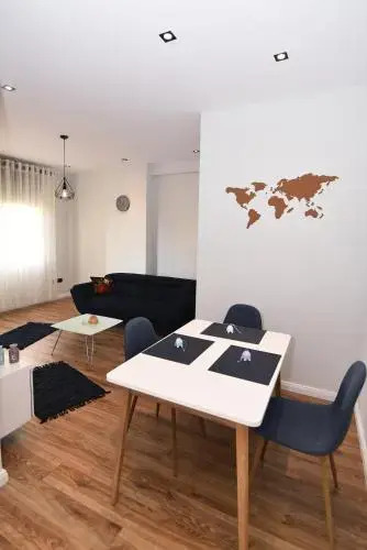 Skanderbeg Square Deluxe 1