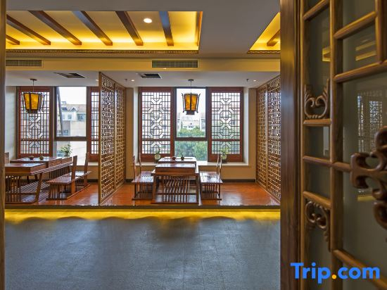 Weifang World Expo International Hotel