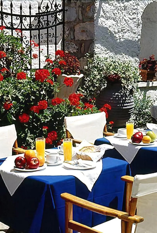 Mistral Hotel