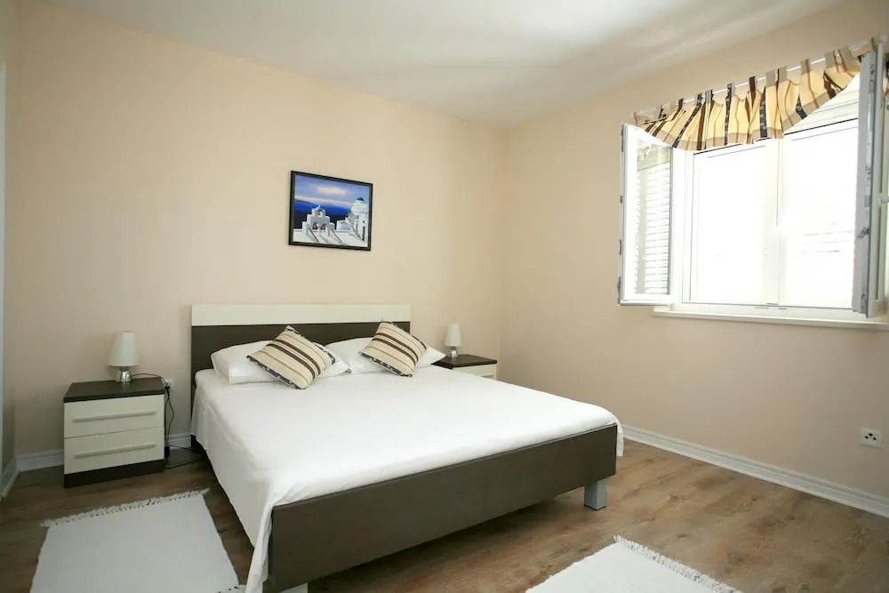Villa With 4 Bedrooms in Brac, With Wonderful sea View, Private Pool,