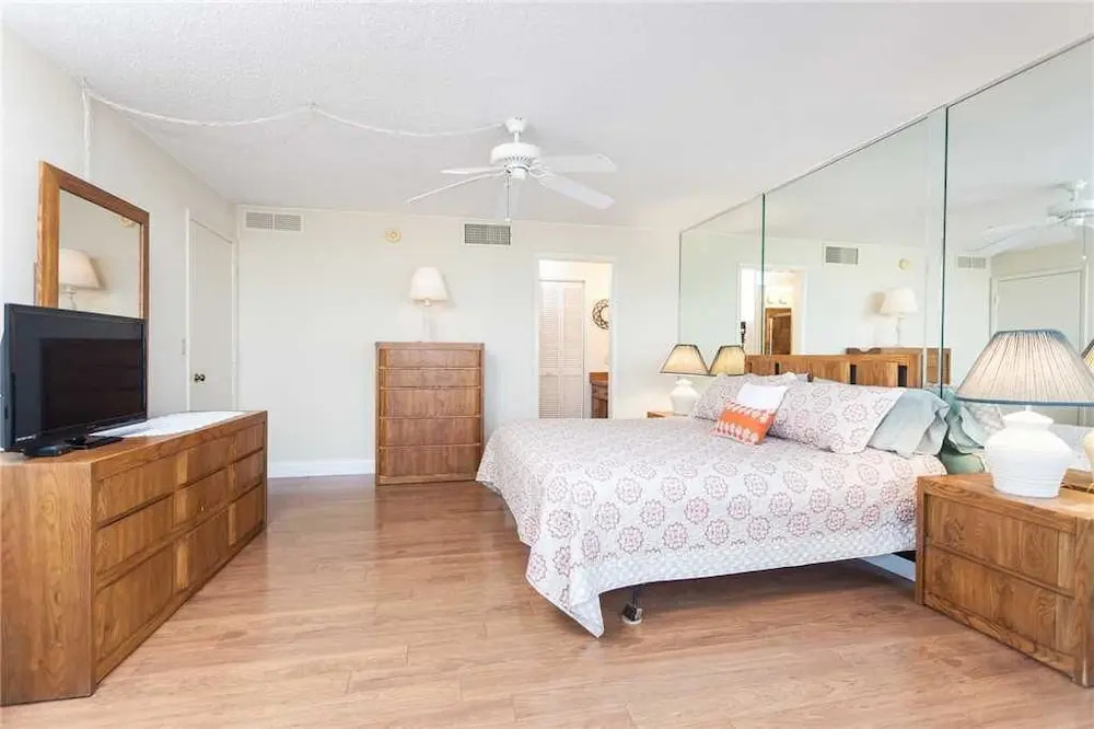 Shores Club 703 - Two Bedroom Condo