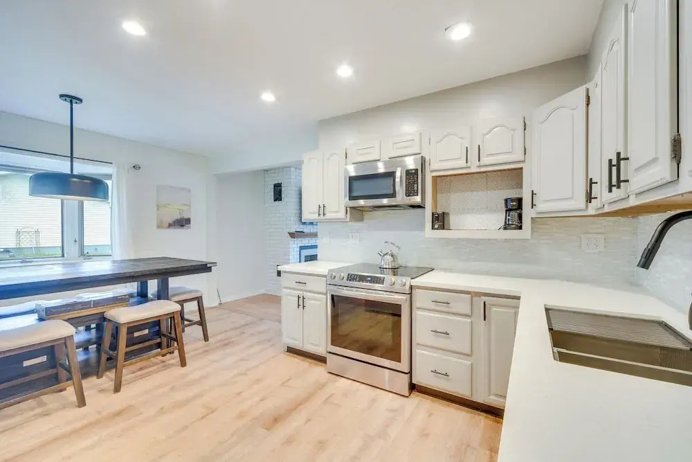 Updated Hermantown Vacation Rental 6 Mi to Duluth!