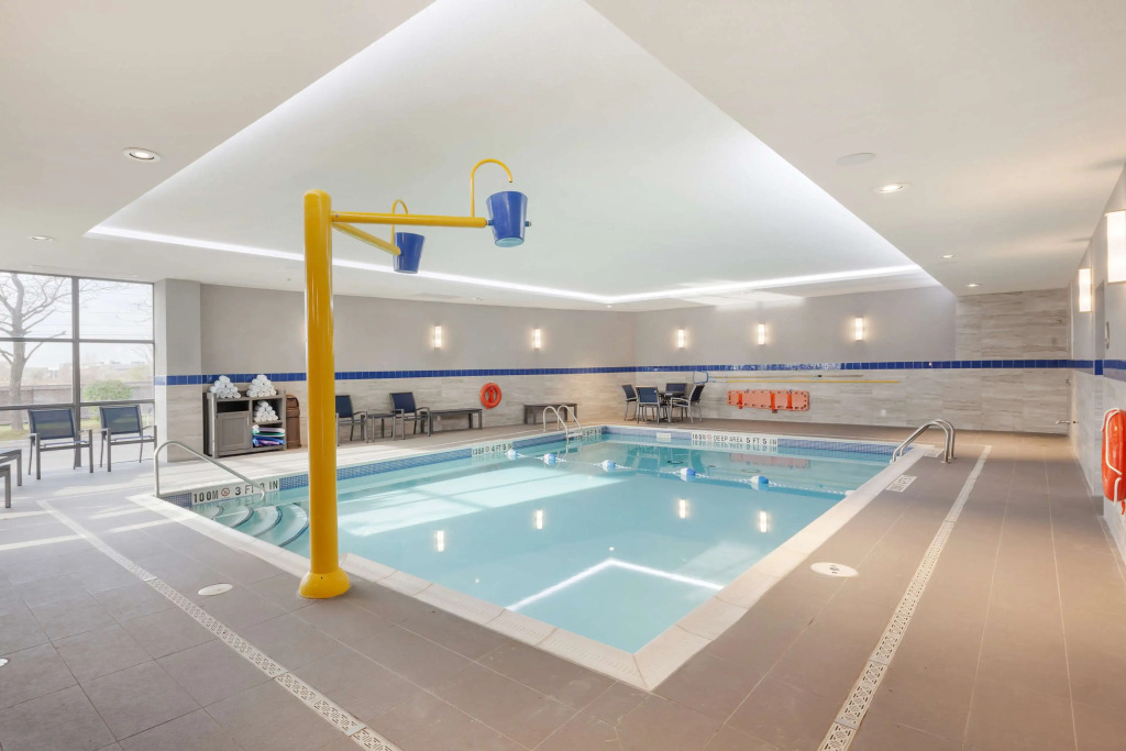 GLō Best Western Mississauga Corporate Centre