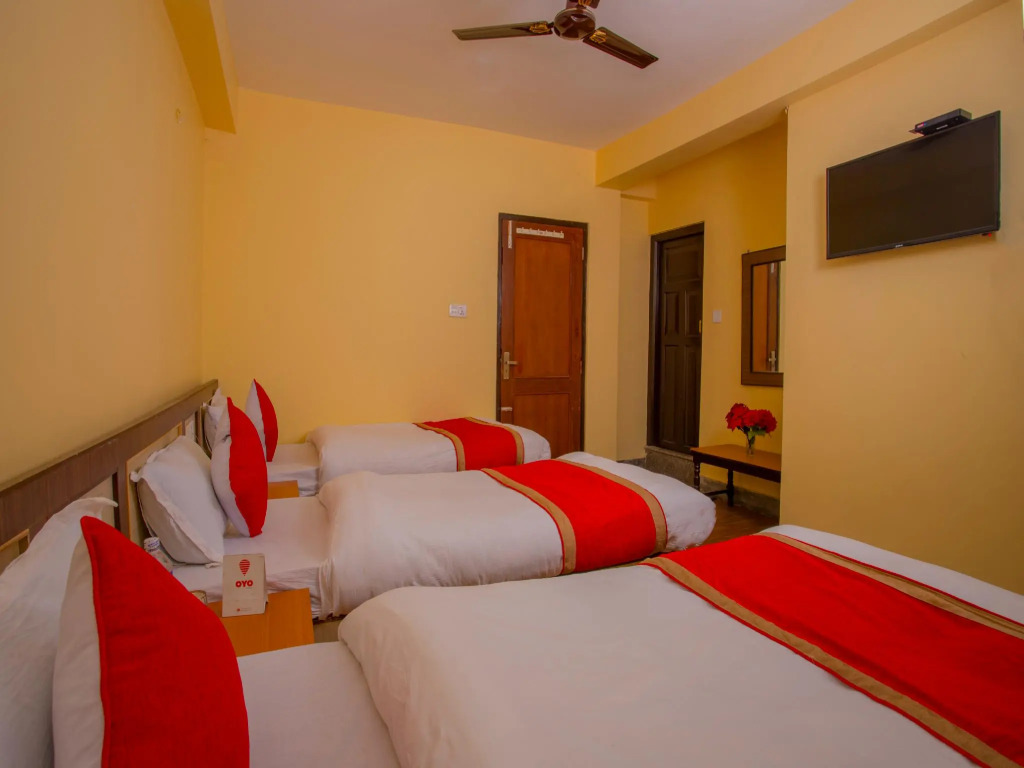 OYO 287 Hotel Buddha Palace