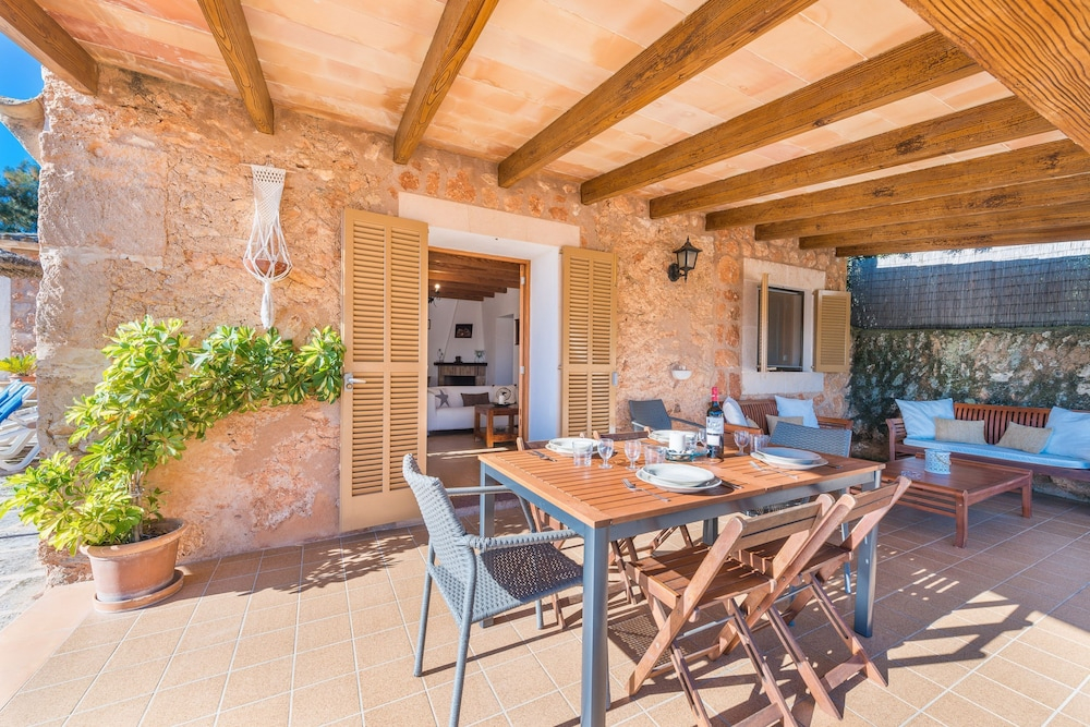 H Rreo in Campos With 3 Bedrooms and 2 Bathrooms