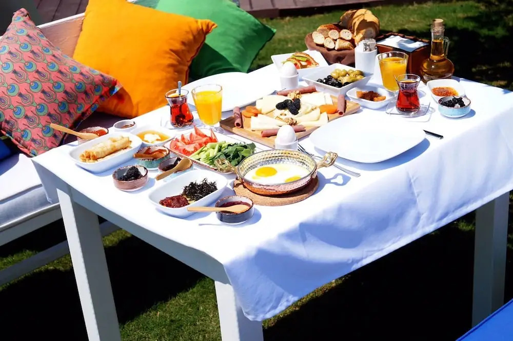 Morera Otel