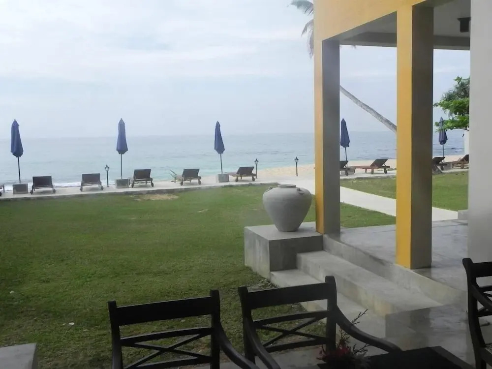 Amanda Beach Villas