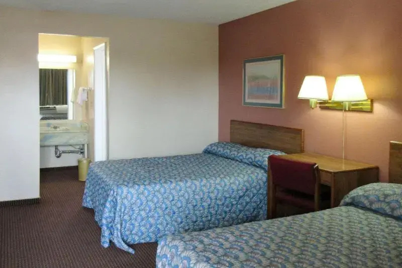 Travelers Motel