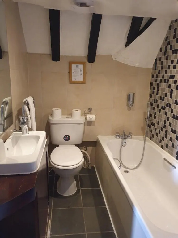 The Kings Arms Hotel