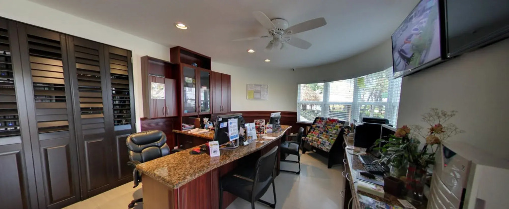 Caribbean Resort Suites