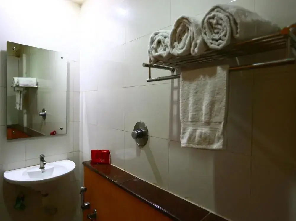 Hotel Orange Inn Guindy Chennai