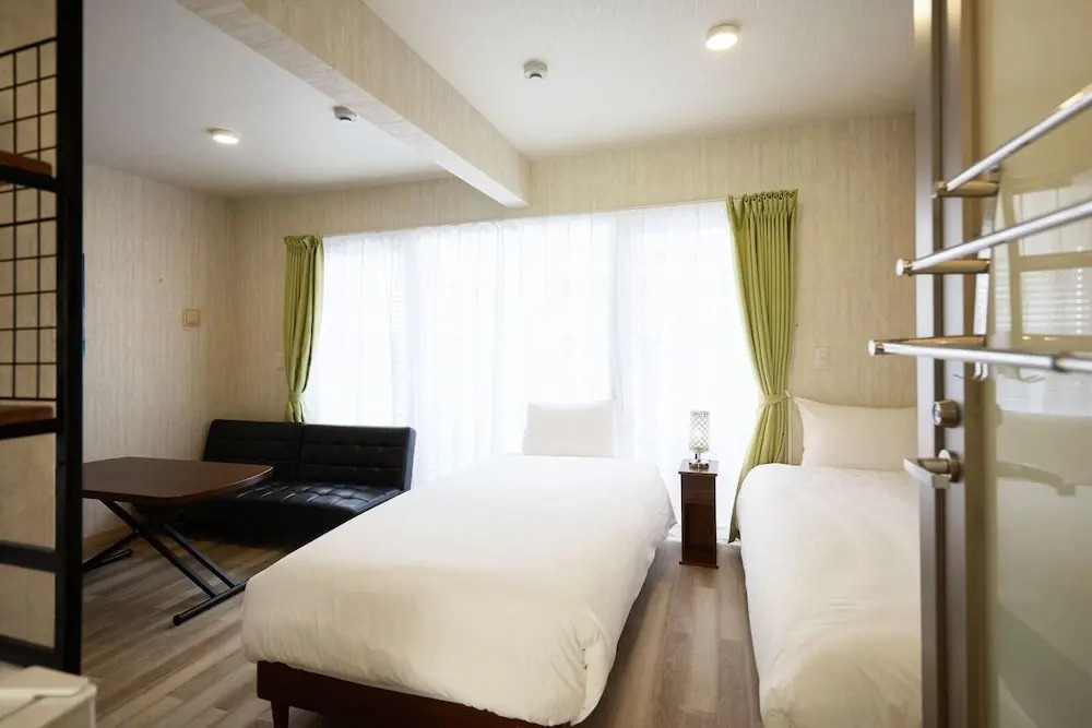 New Normal Condo in KENCHOMINAMIGUCHI ニューノーマルコンドイン県庁南口