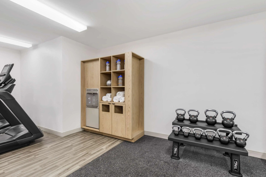 Sonesta Simply Suites Baltimore BWI Airport