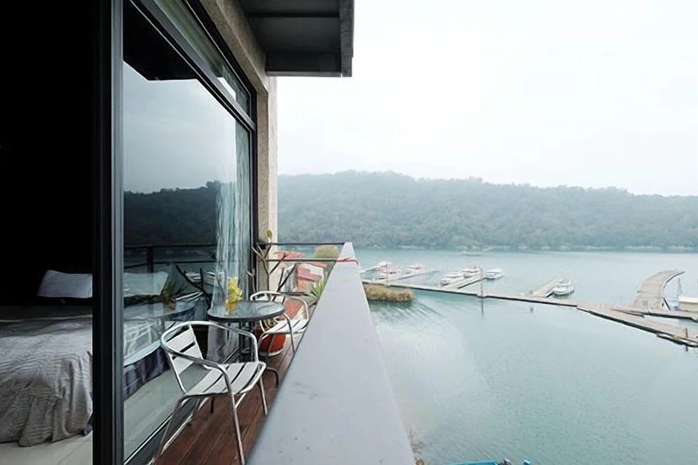 Lakeview Homestay