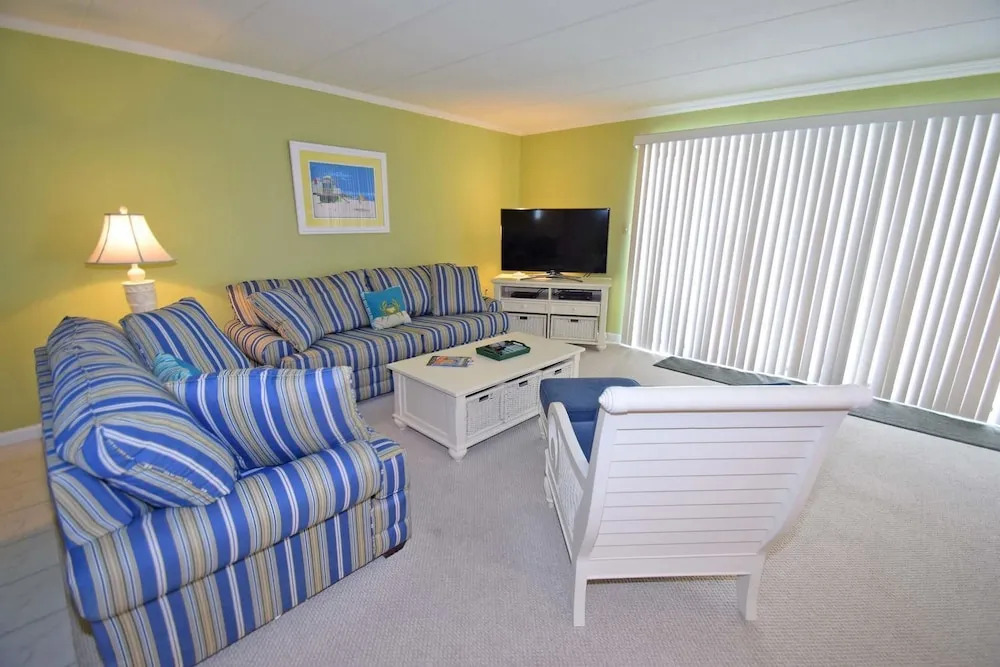 Diamond Beach 403