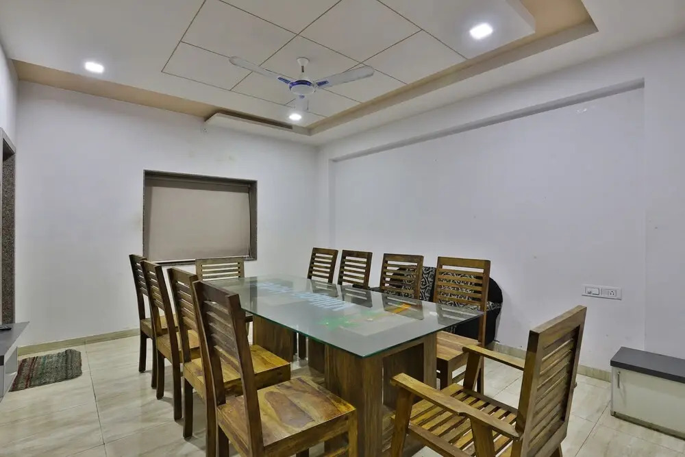 OYO 29155 Village Hotel