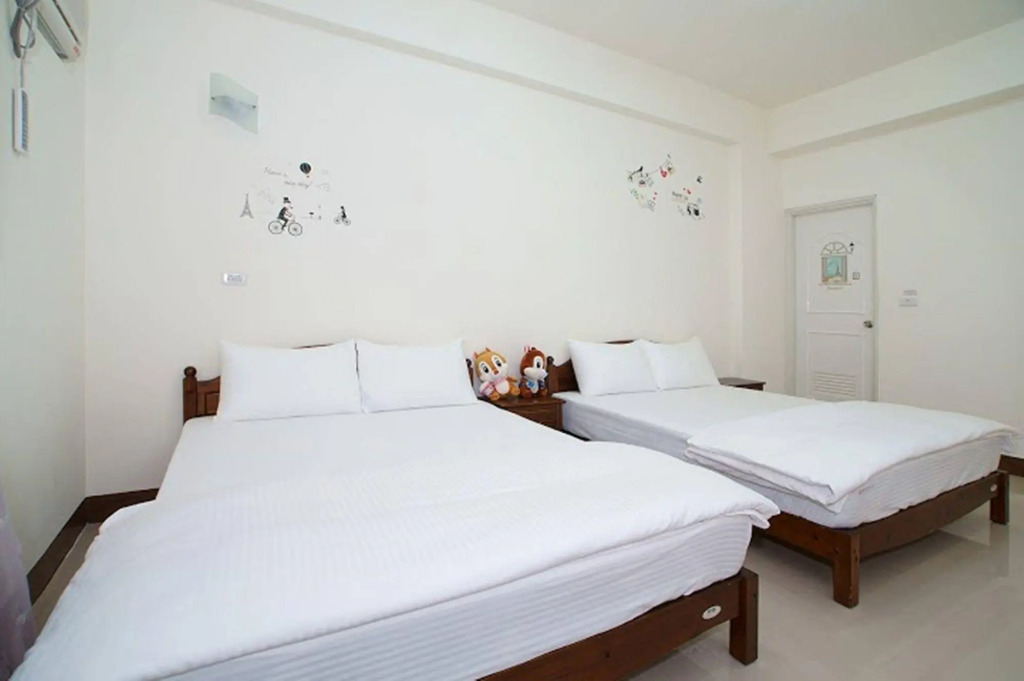 Daze Days Hostel