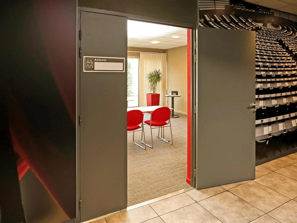 ibis Nîmes Ouest