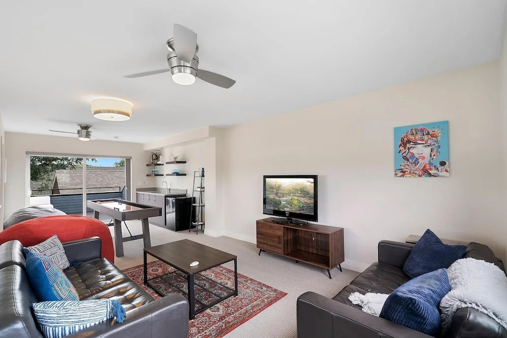 Townhome near RiNo with Rooftop Patio