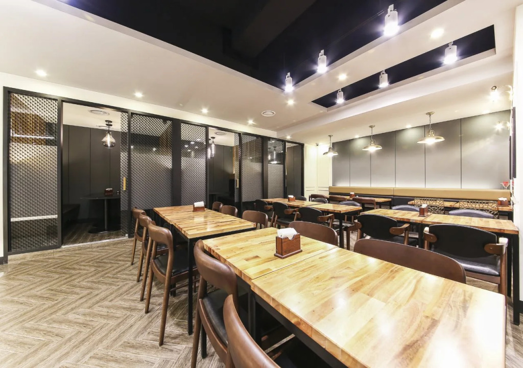 Kobos Hotel