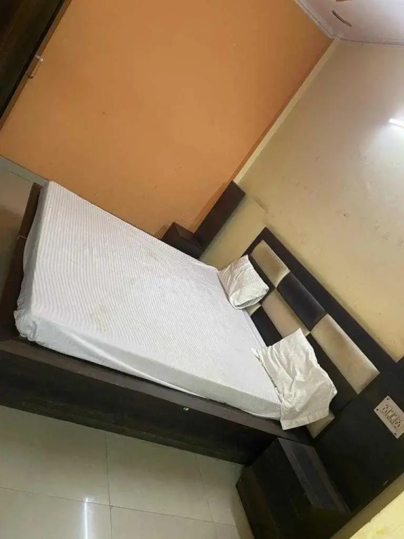 OYO 80702A Hotel Sunshine
