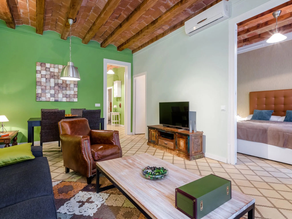 Urban District - St. Antoni Market Apartment
