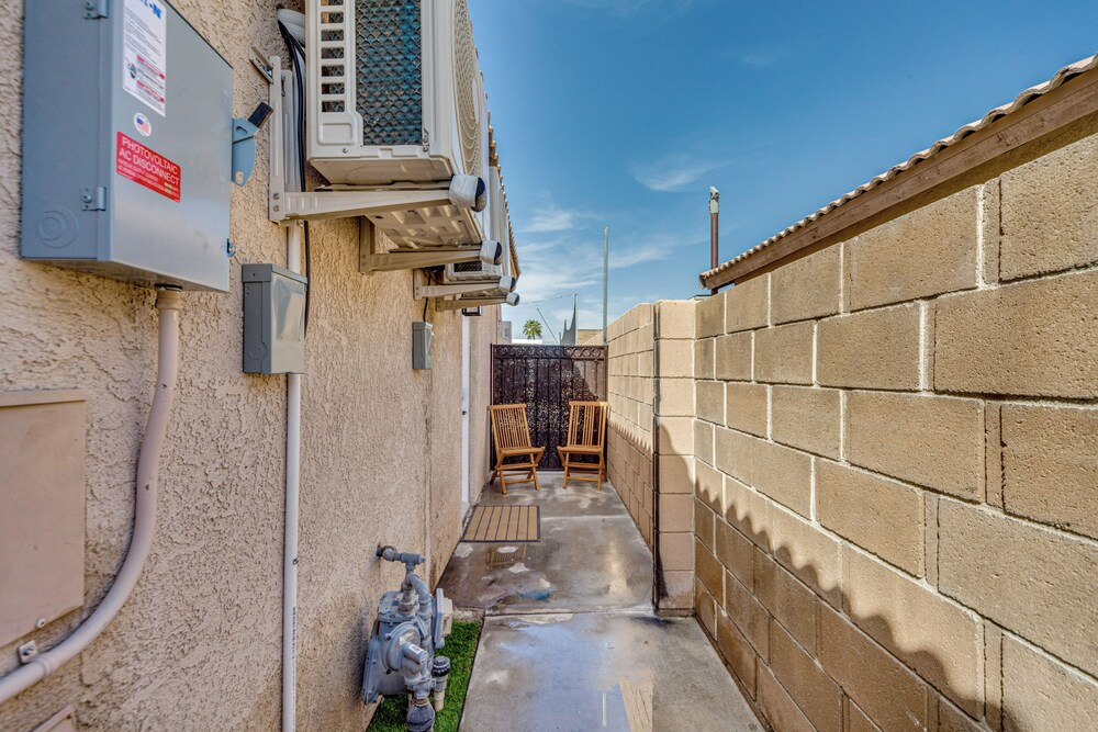 Near Coachella Music Festival: Cozy Indio Home!