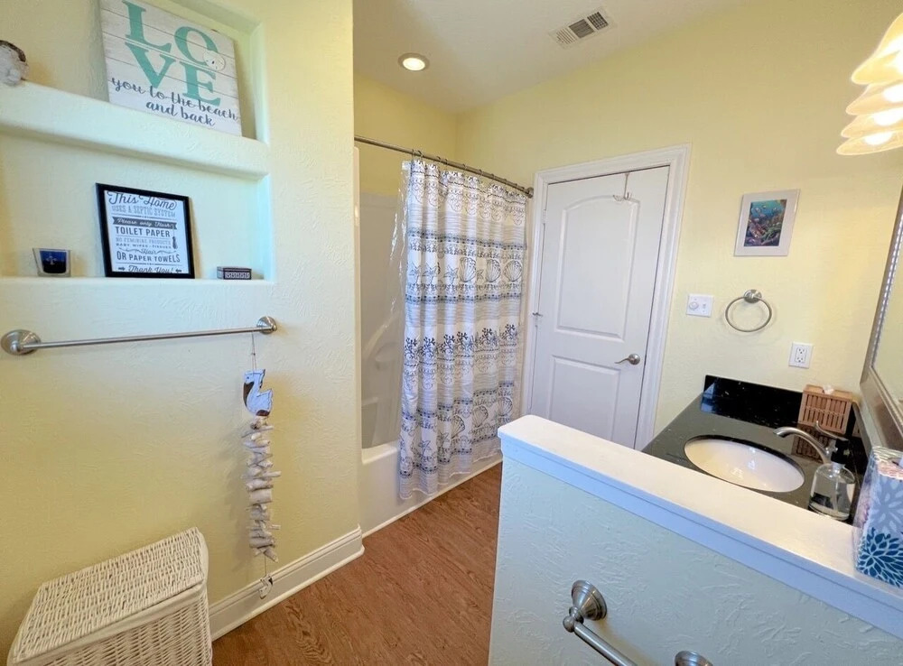 Hooked On A Feeling 3 Bedroom Home by RedAwning