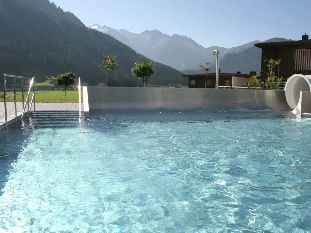 Premium Chalet With Sauna on a Sunny Slope