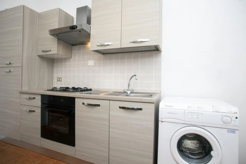 Four-room Scaglieri apartment 25 meters from the beach with private parking space-QUADRI SCAGLIERI