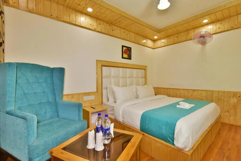 Hotel Himgiri Manali