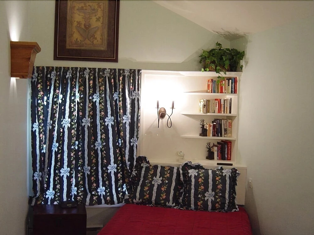 Greyhawk 10 - 2 Br Condo