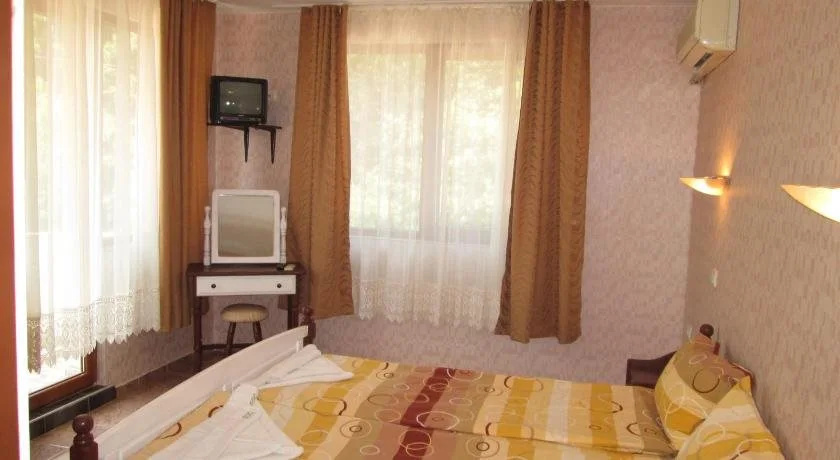 Hotel Eos