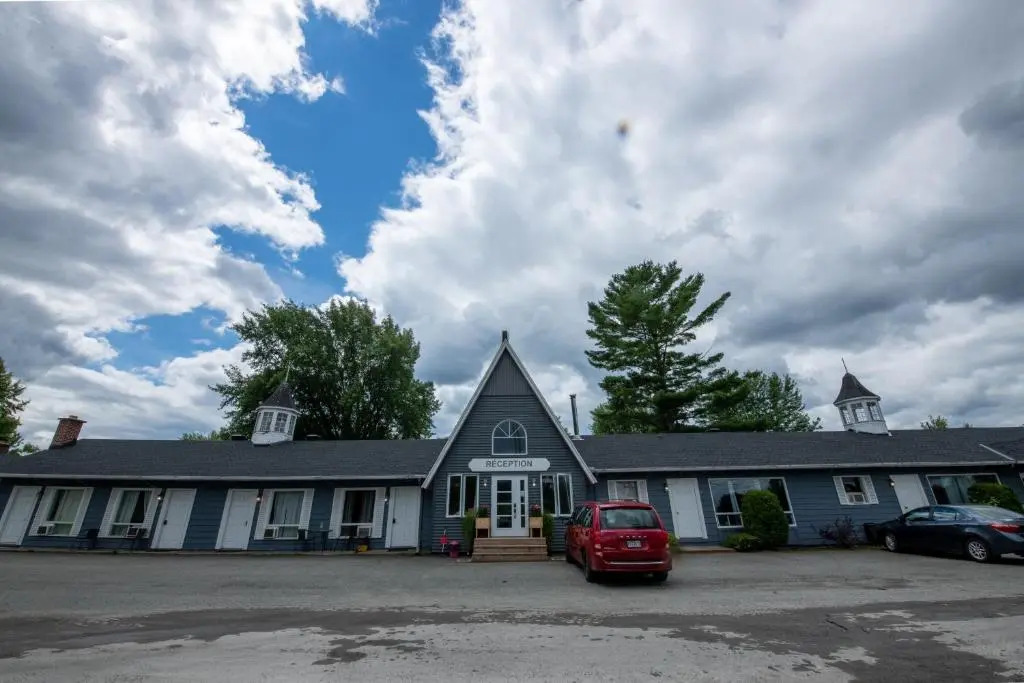 Motel Fleur De Lys