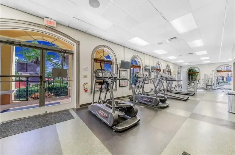 4 BDR in Regal Palms Resort!