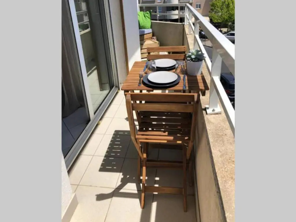 Cocon avec Balcon Proche Centre
