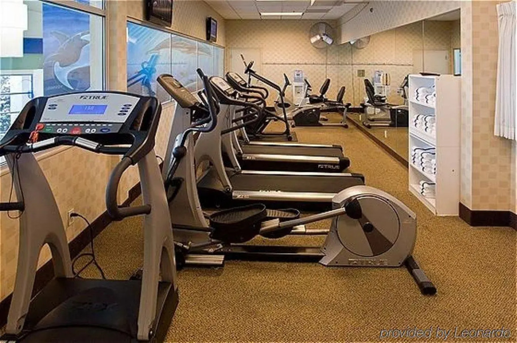 Wyndham Flint MI Grand Blanc Bishop Airport Conference Ct