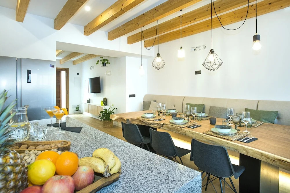 Owl Booking Villa Miquel - Luxury Retreat