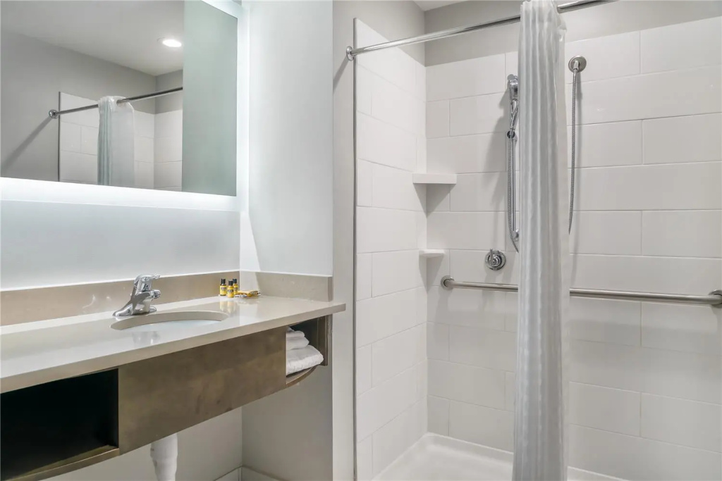 Best Western Plus Wayland Hotel