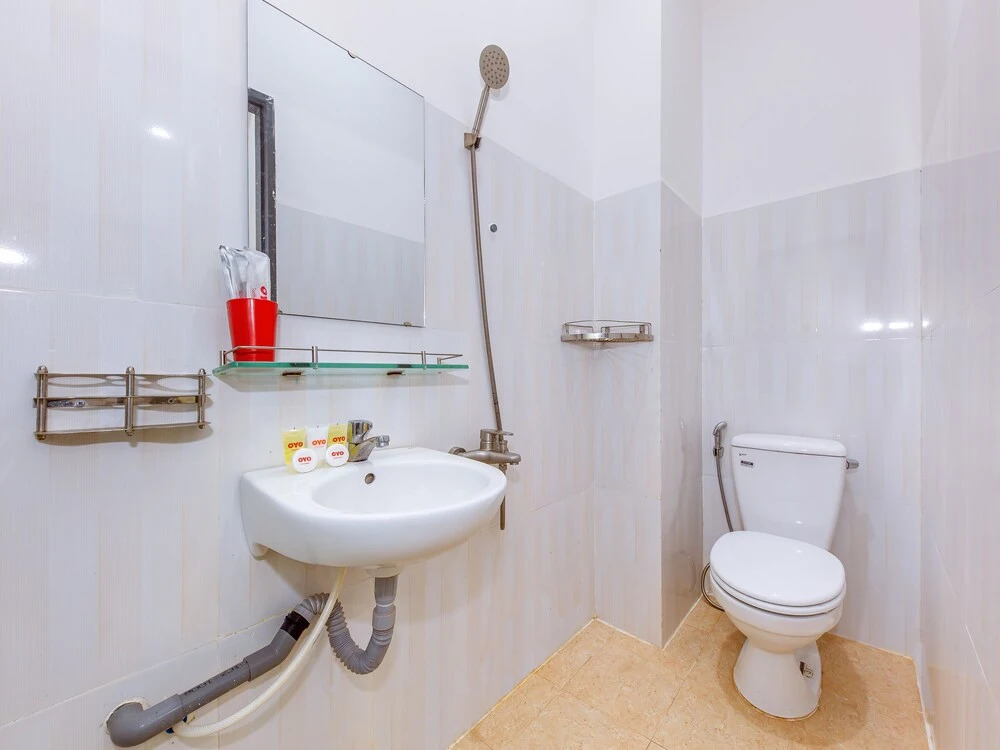 Oyo 727 Hoang Giang Hotel
