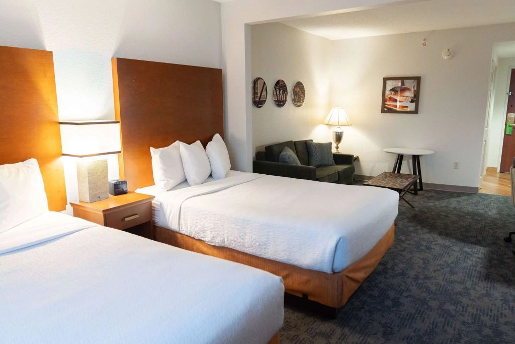La Quinta by Wyndham Bannockburn-Deerfield