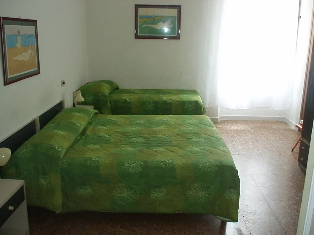 Albergo Cavour SELF CHECK-IN