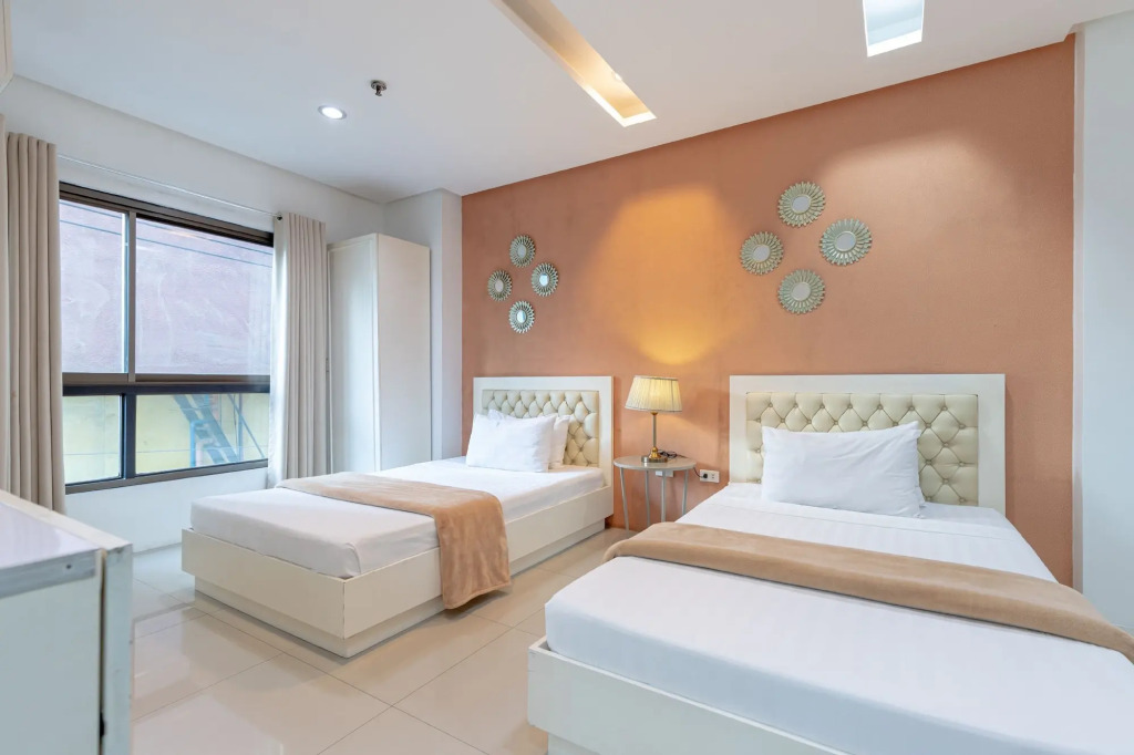 Baymont Suites & Residences