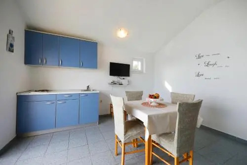 Apartments Mitrović