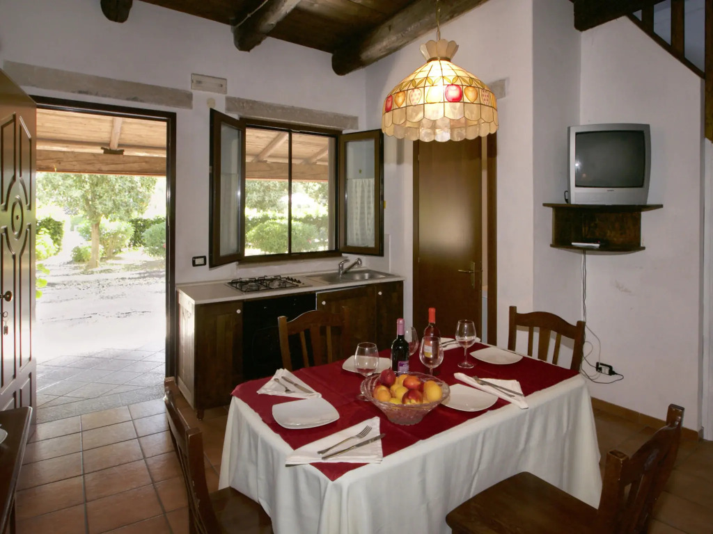 Inviting Holiday Home in Trinitapoli with Swimming Pool