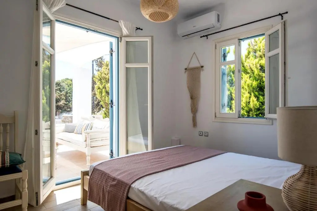 Rosemary Residence in Ampelas. 3 bedroom house