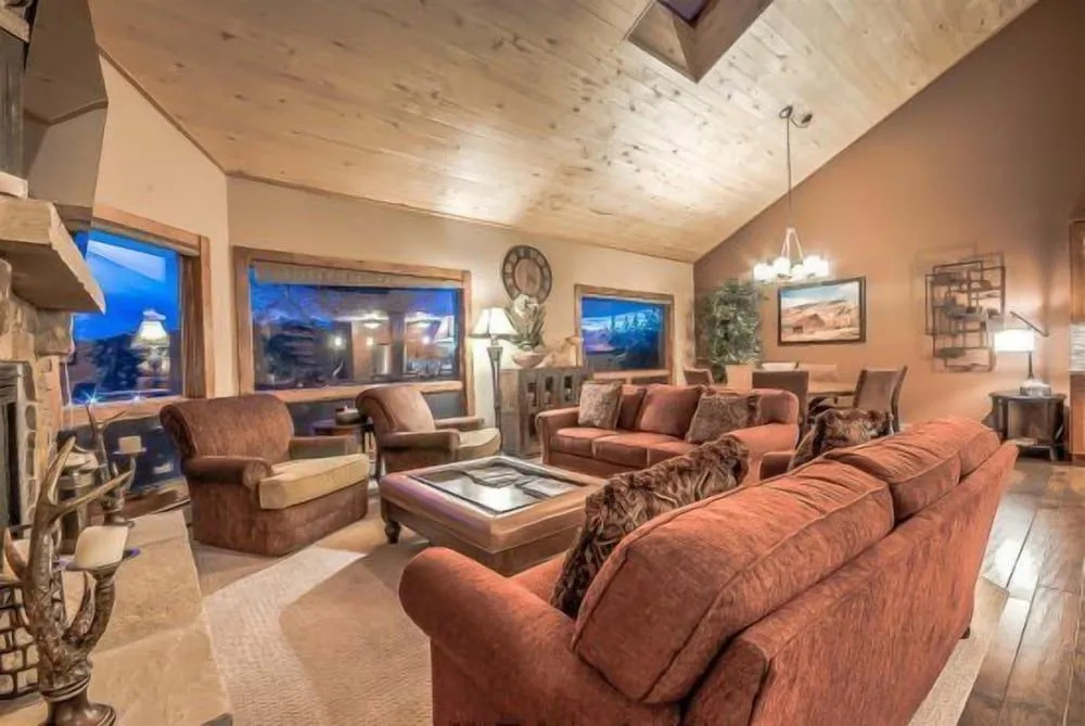 Churchill Lodge Grande