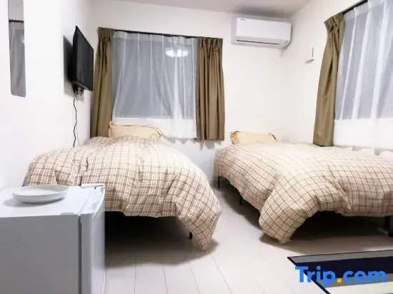 WZRE House (Entire only)