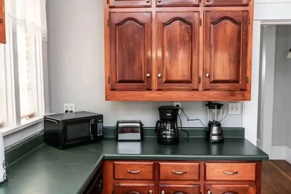 29th Street Trendy Lakeview Craftsman 8