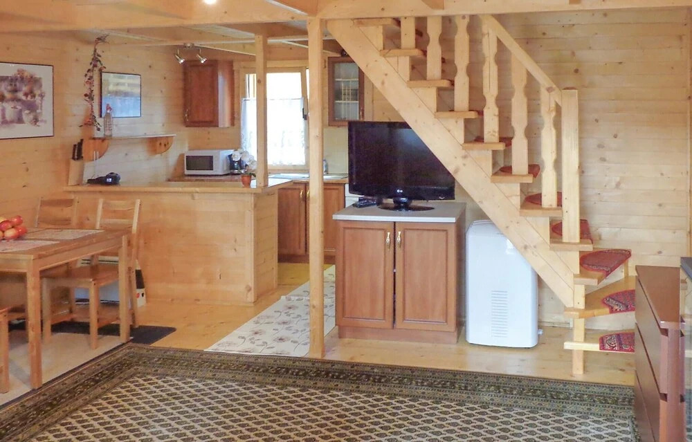 Cozy Home In Jaroslawiec With Wifi